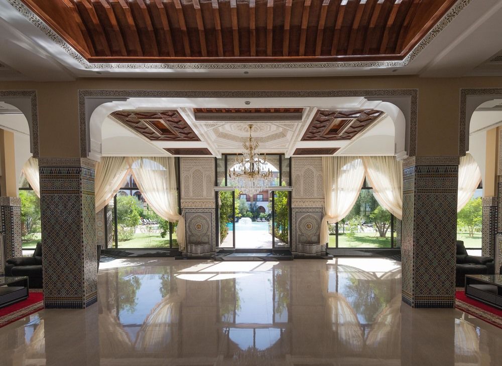 listing card gallery