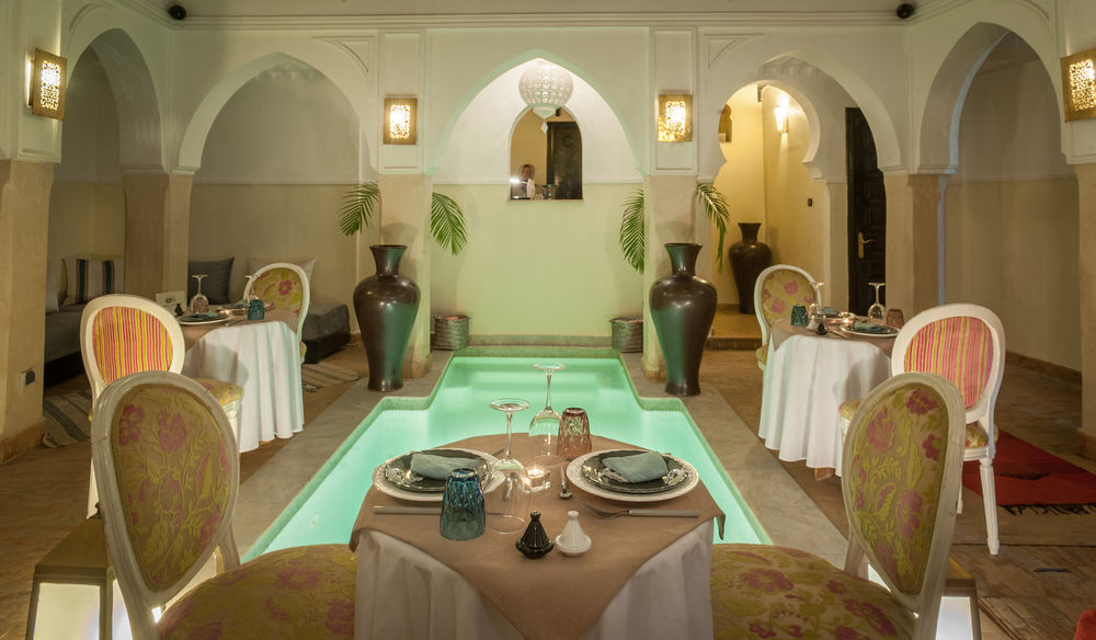 listing card gallery