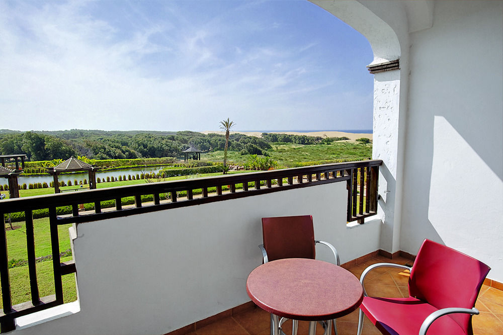 listing card gallery