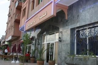 listing card gallery