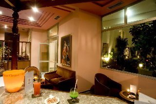 listing card gallery