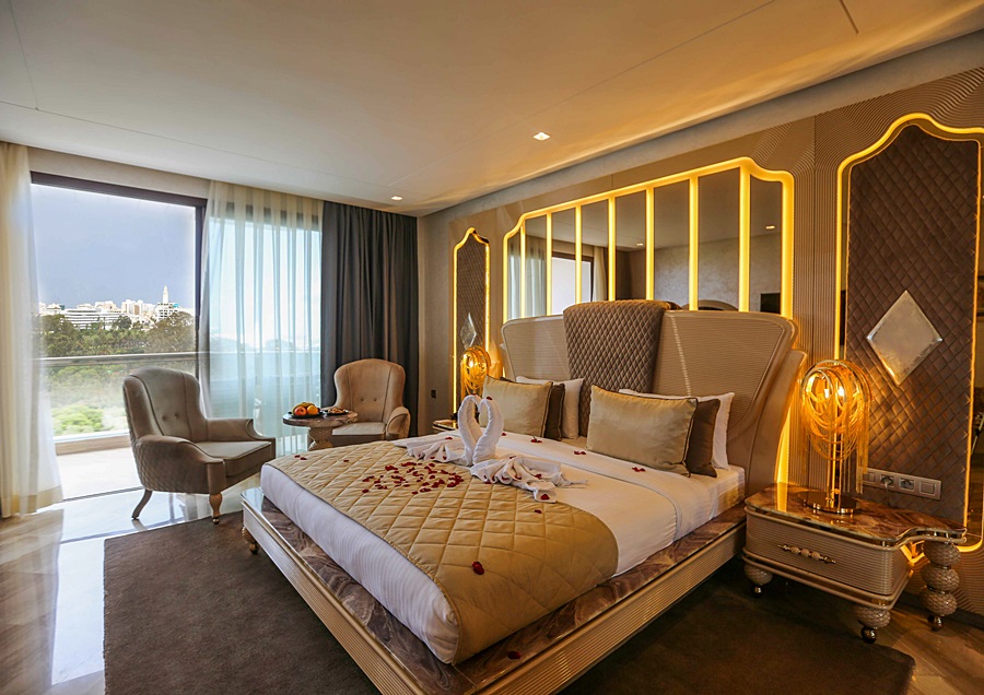 listing card gallery