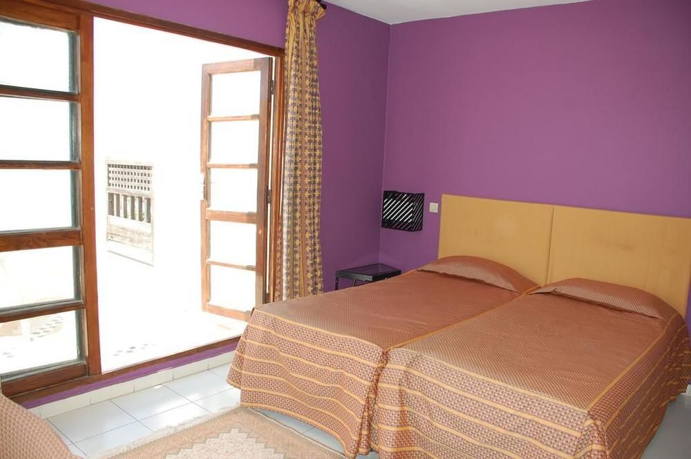 listing card gallery