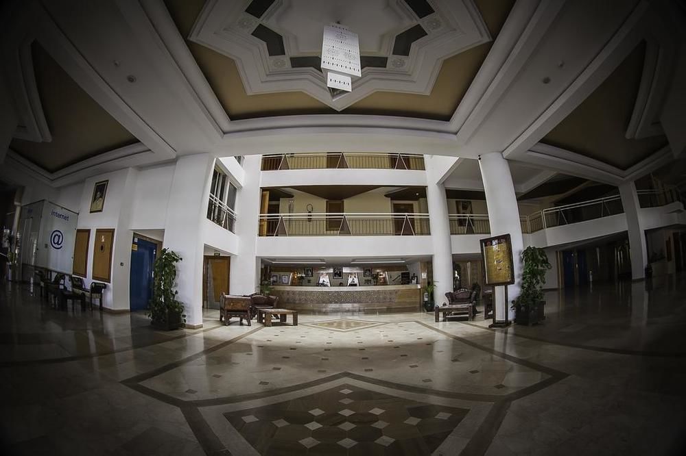 listing card gallery