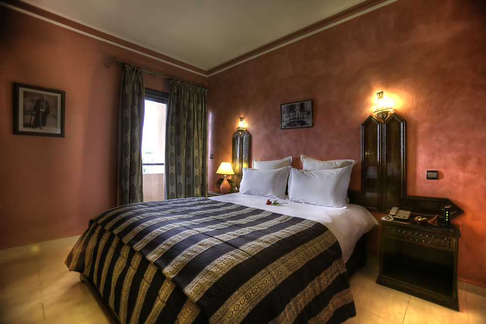 listing card gallery