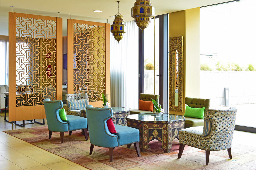 listing card gallery