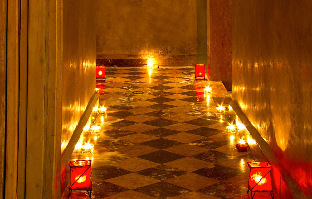 listing card gallery