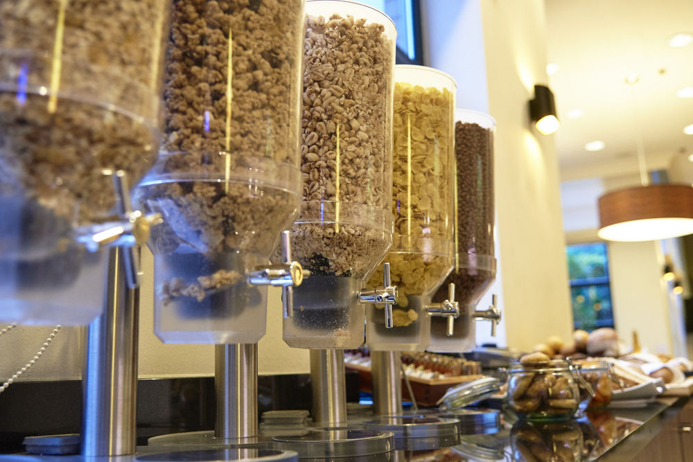 listing card gallery